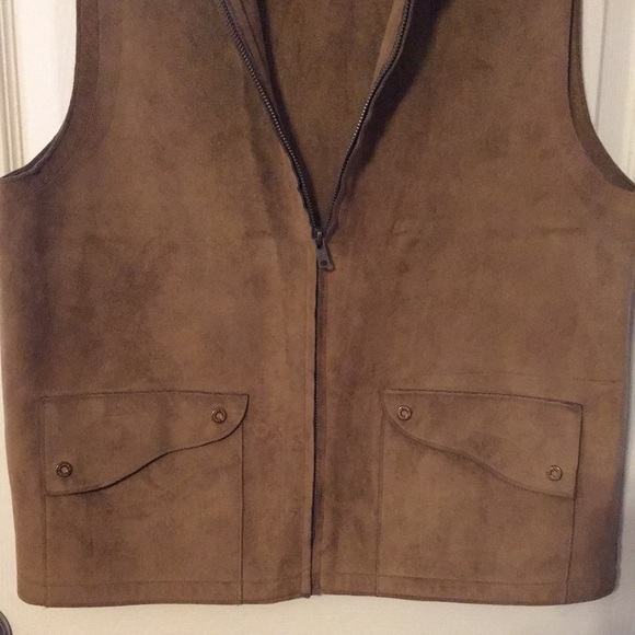 Ralph Lauren woman’s petite medium vest - Picture 4 of 5